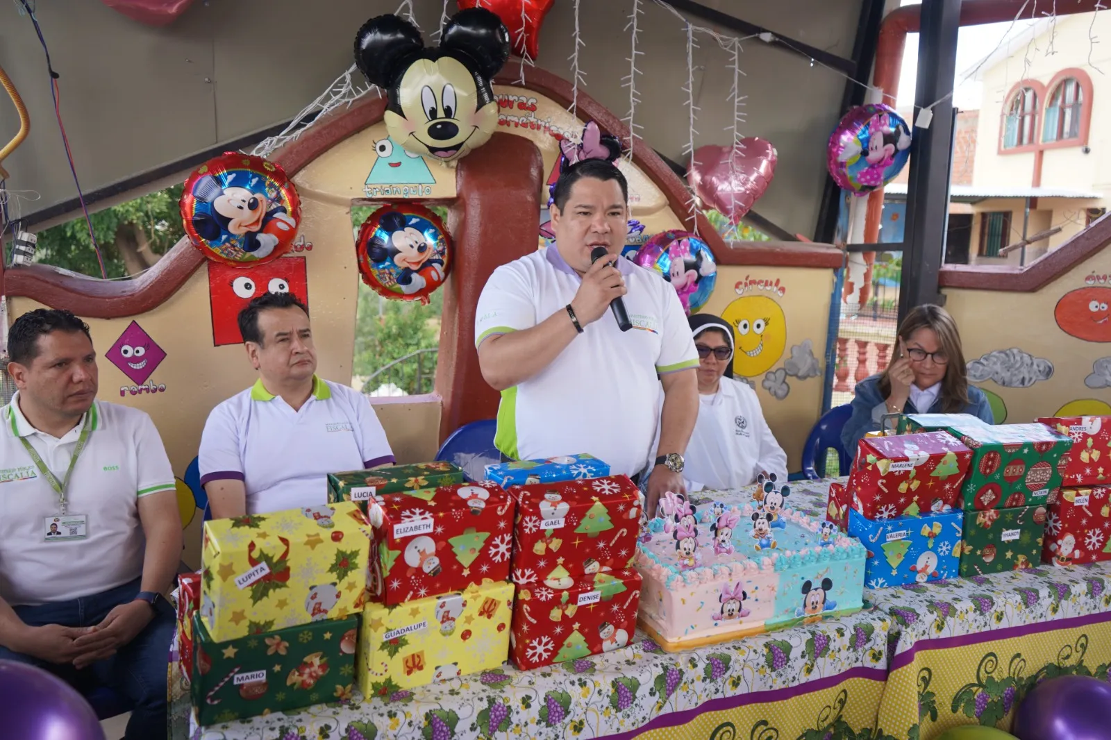 SUCRE: FISCAL GENERAL VUELVE A VISITAR EL HOGAR TATA JUAN DE DIOS Y COMPARTE MOMENTOS DE ALEGRÍA CON INFANTES, NIÑAS Y NIÑOS