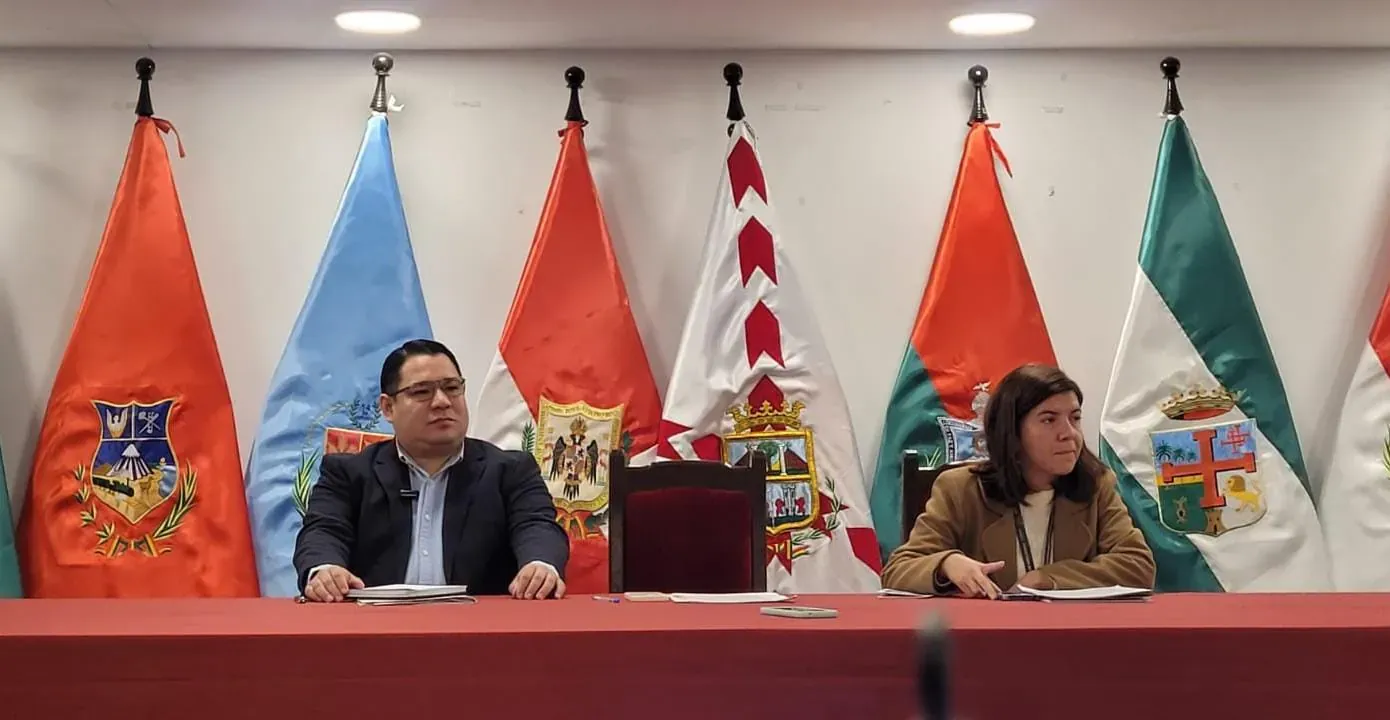 LA PAZ: FISCAL GENERAL DEL ESTADO EXPONE DESAFÍOS Y AVANCES EN LA INVESTIGACIÓN DE LA VIOLENCIA DIGITAL EN BOLIVIA